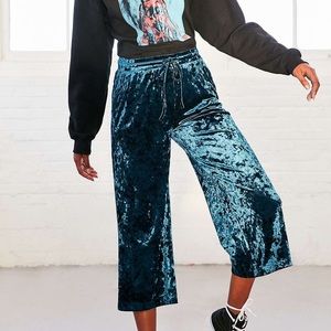 Urban Outfitters velvet joggers S